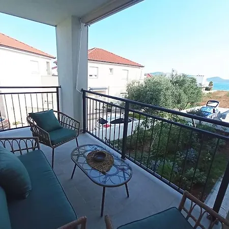 Seaside Serenity Rose Appartement Sukošan Buitenkant foto