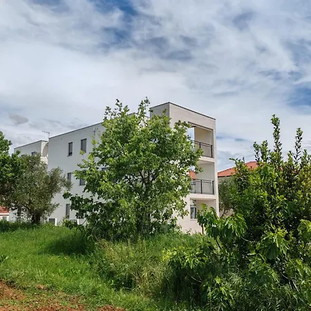 Seaside Serenity Rose Appartement Sukošan Buitenkant foto